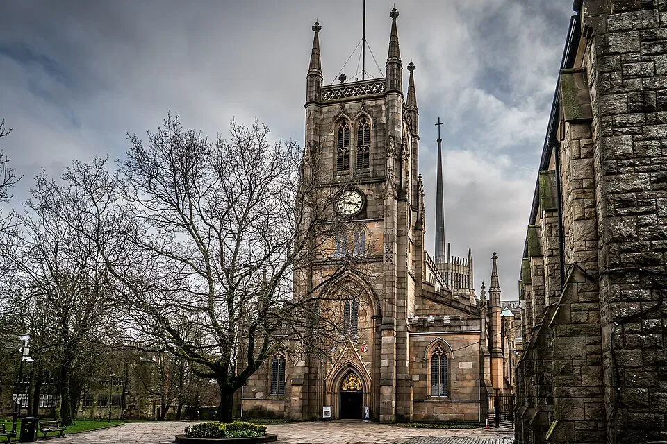 Minibus Hire in Blackburn