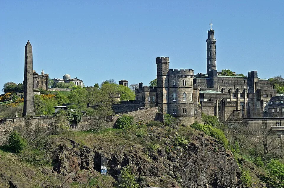 Minibus Hire in Calton
