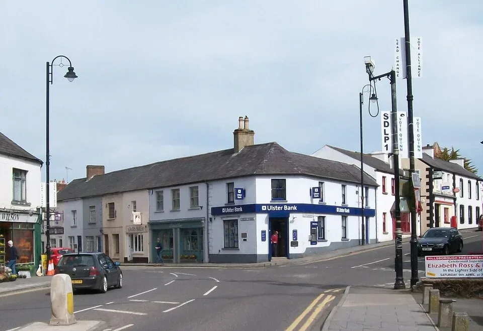 Minibus Hire in Castlereagh