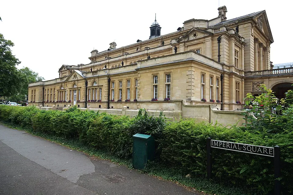Coach Hire in Cheltenham