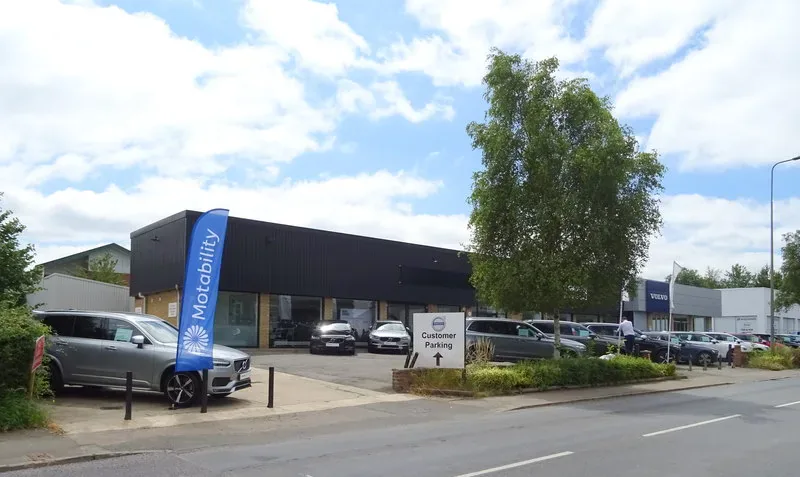 Coach Hire in Cumnor Hill