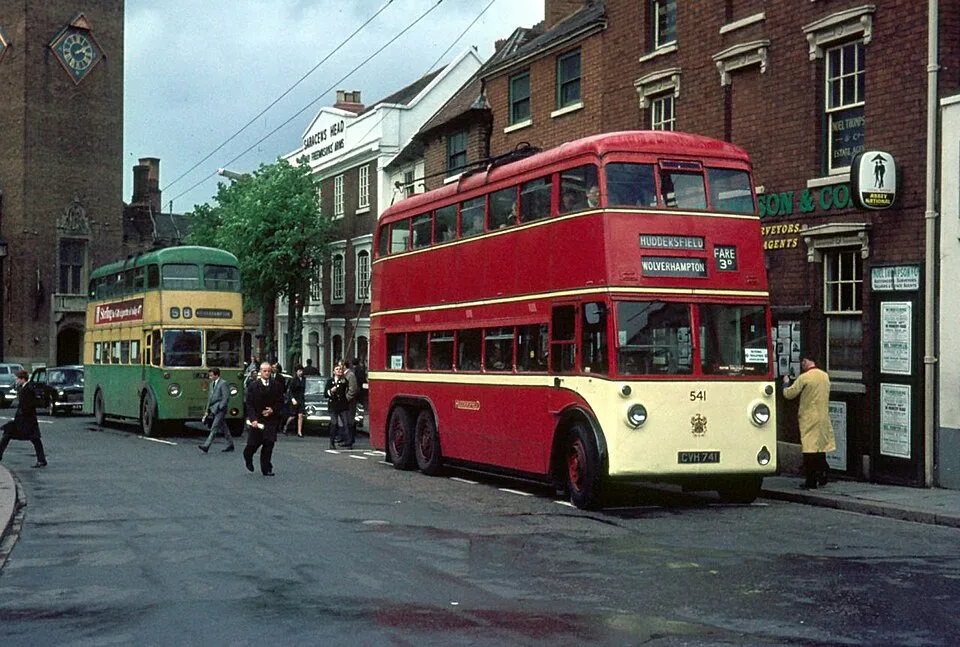 Coach Hire in Dudley's Fields