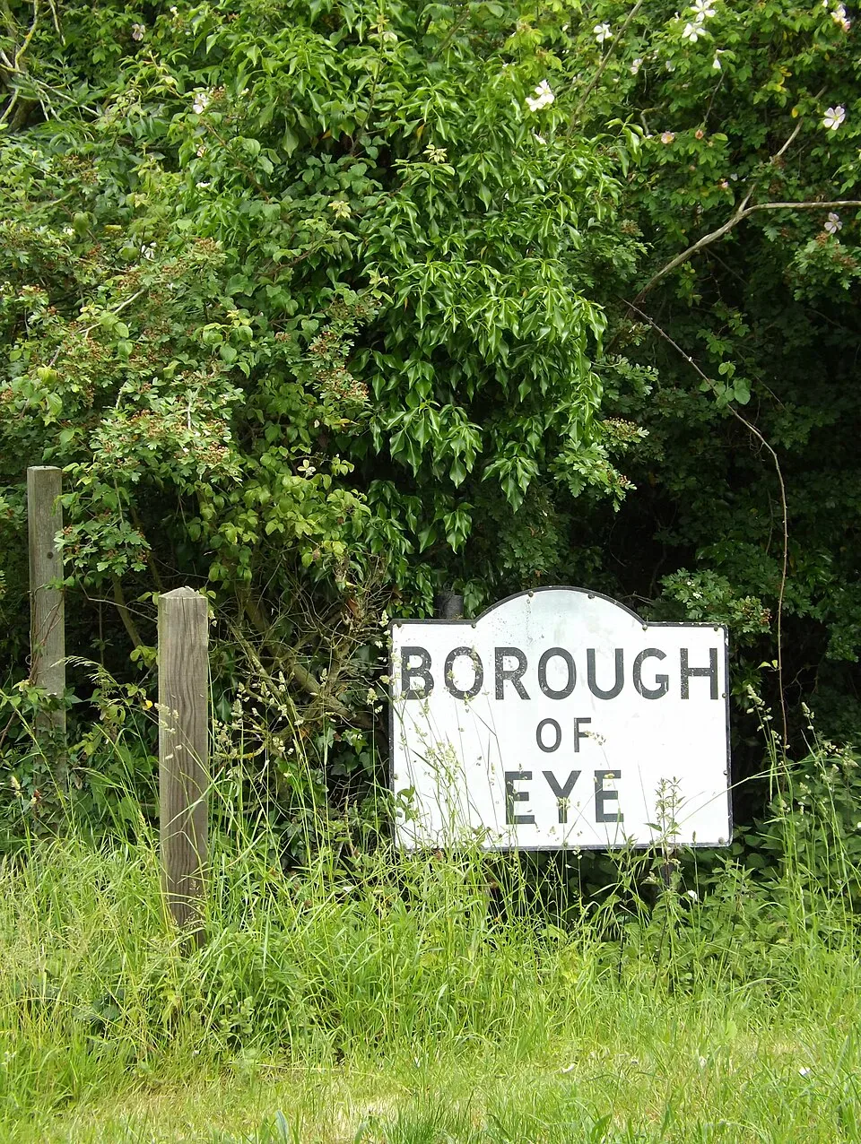 Minibus Hire in Eye