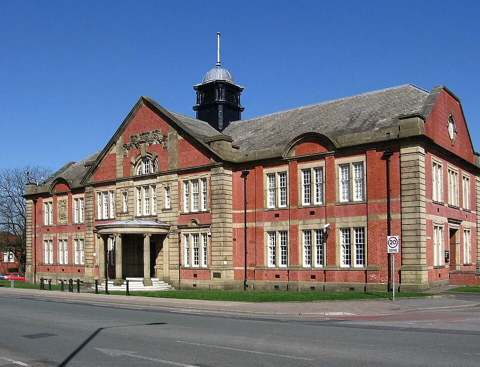 Coach Hire in Farnworth