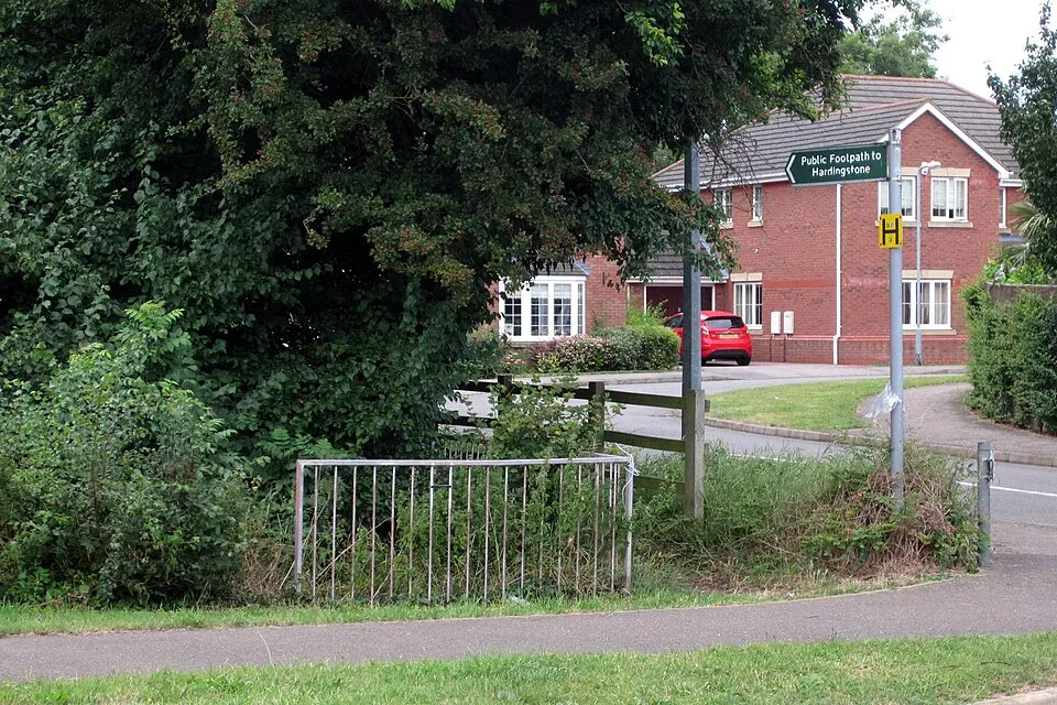 Coach Hire in Hardingstone