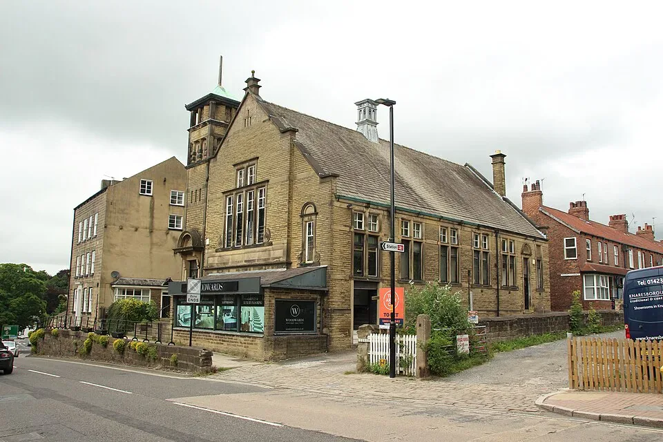 Minibus Hire in High Harrogate