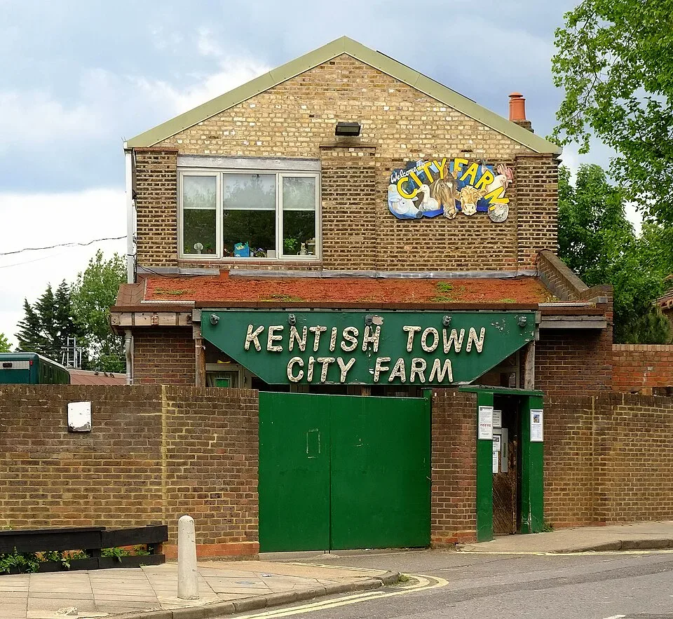 Coach Hire in Kentish Town