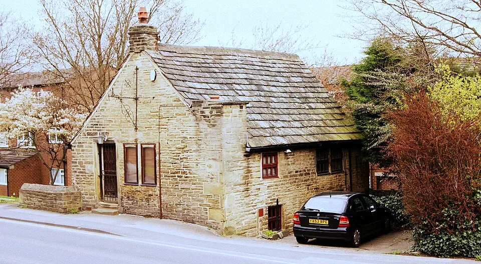 Coach Hire in Lower Houses