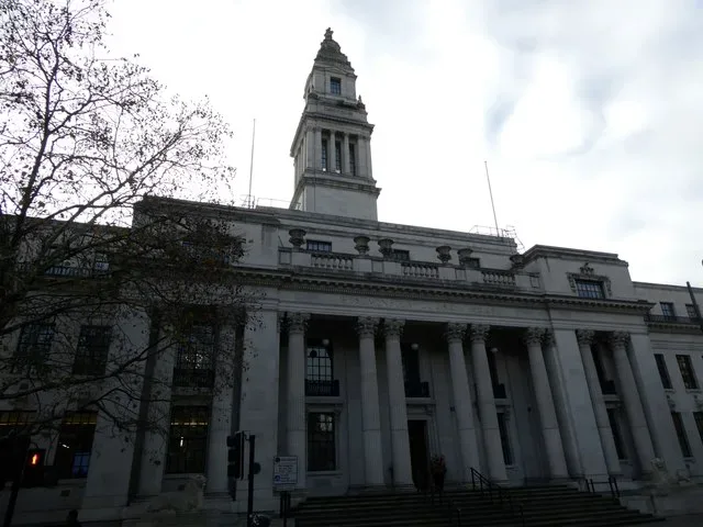Minibus Hire in Marylebone