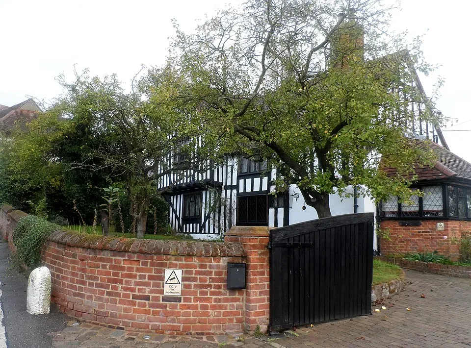 Coach Hire in Moreton