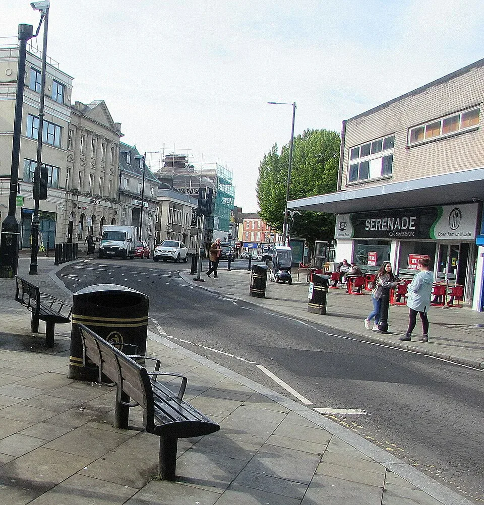 Minibus Hire in Neath