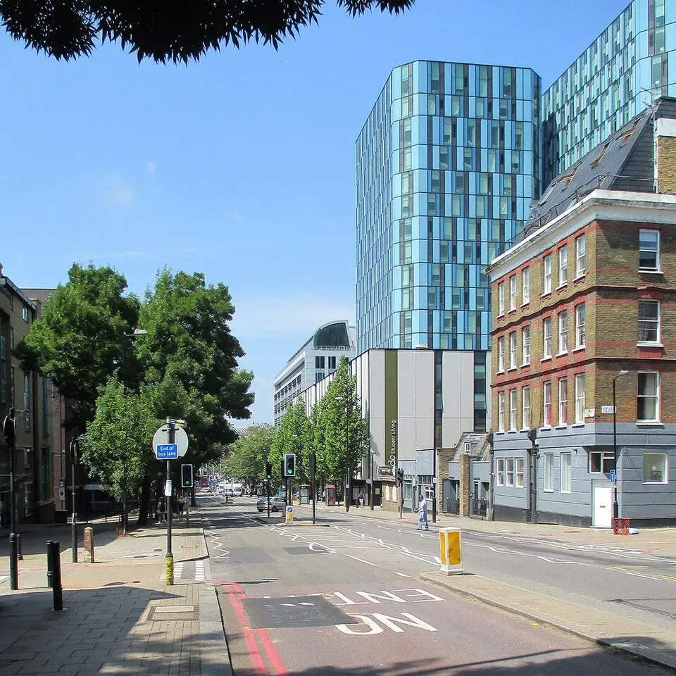 Minibus Hire in Pentonville