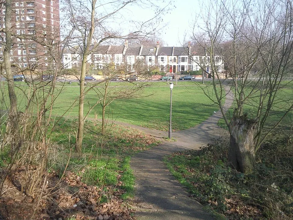 Coach Hire in Plumstead Common