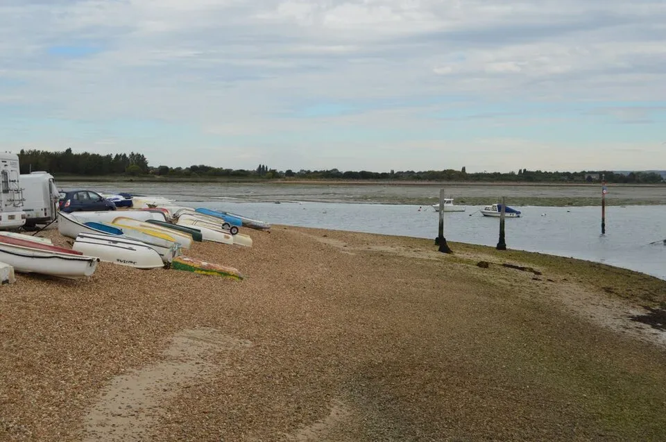 Minibus Hire in Portsea Island