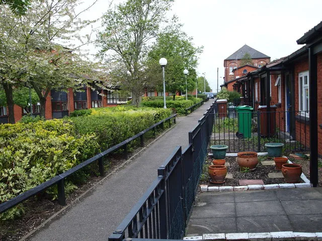 Minibus Hire in Radford