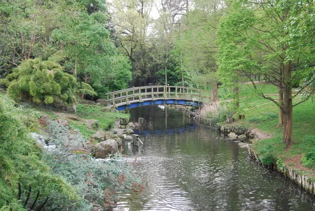 Coach Hire in Regent's Park