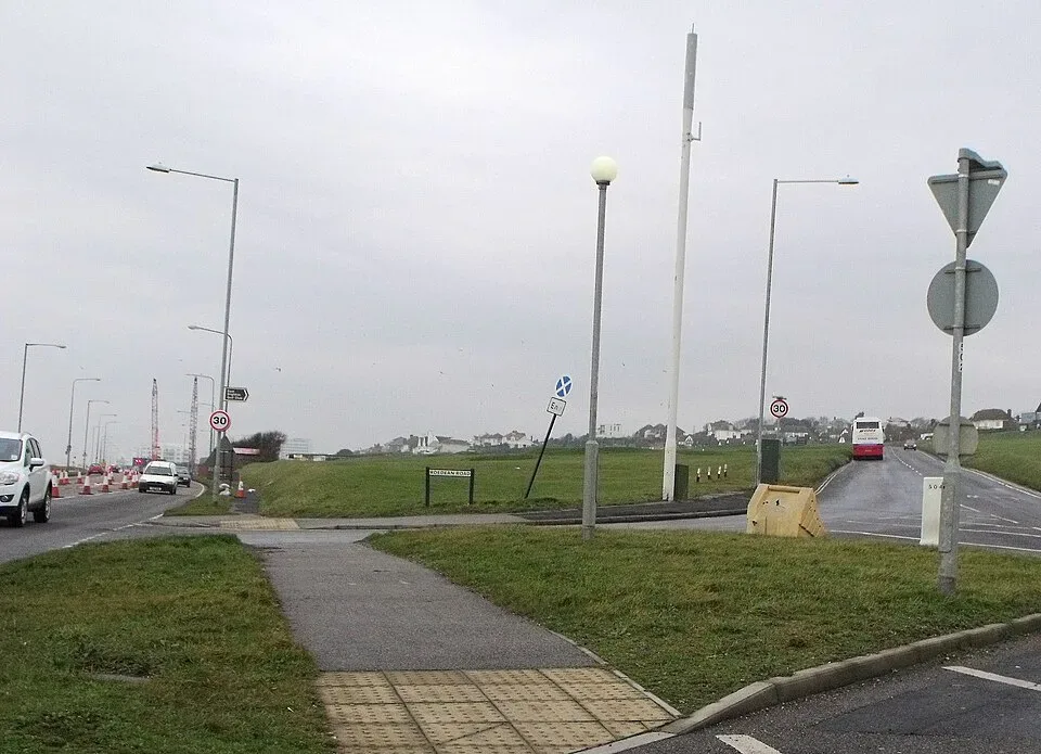 Minibus Hire in Roedean