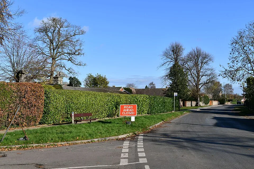 Minibus Hire in Rushmere Street