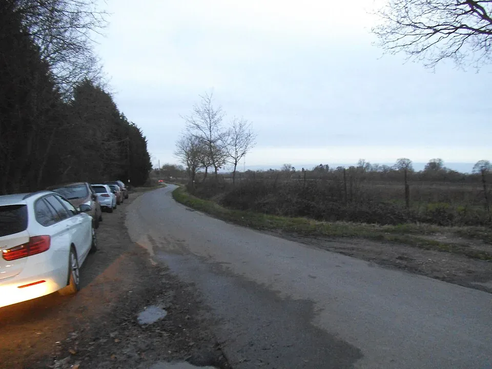 Minibus Hire in Shreding Green