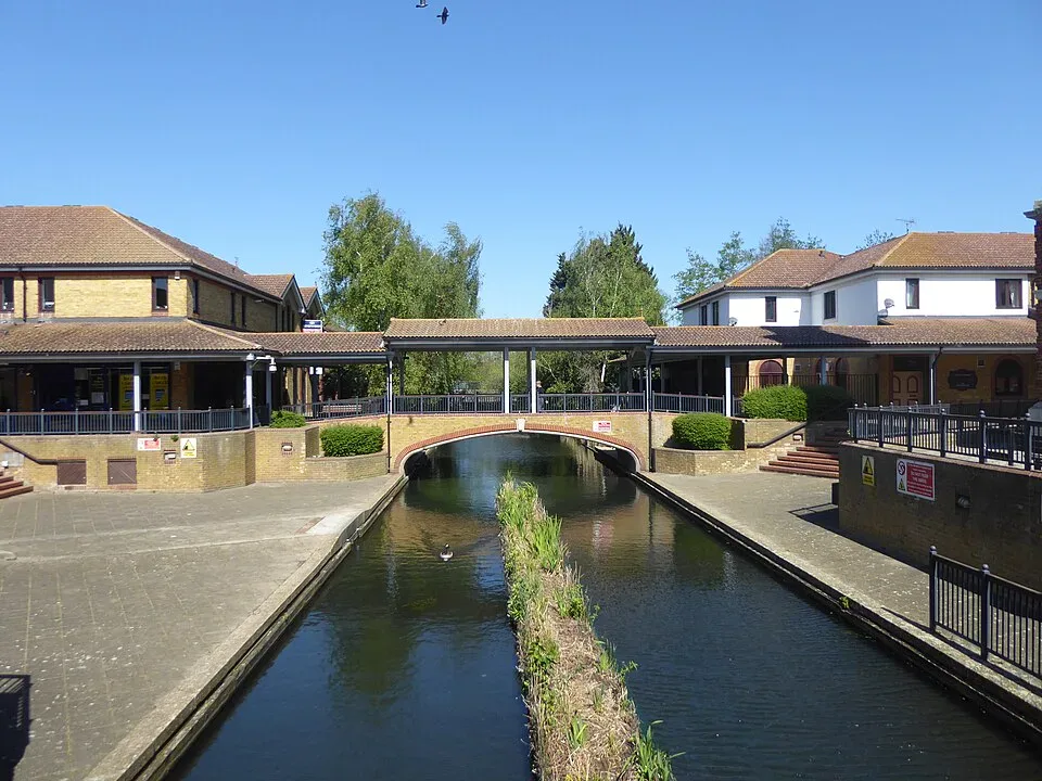Minibus Hire in Thamesmead