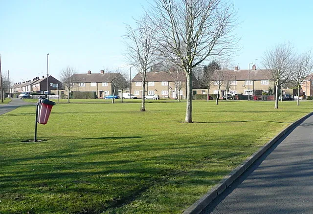 Minibus Hire in Upton Lea